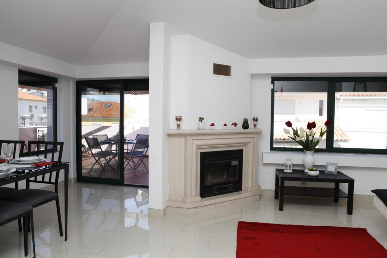 Wondrous Terrace Apartment In Cascais Center ภายนอก รูปภาพ