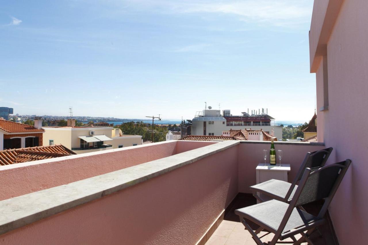 Wondrous Terrace Apartment In Cascais Center ภายนอก รูปภาพ