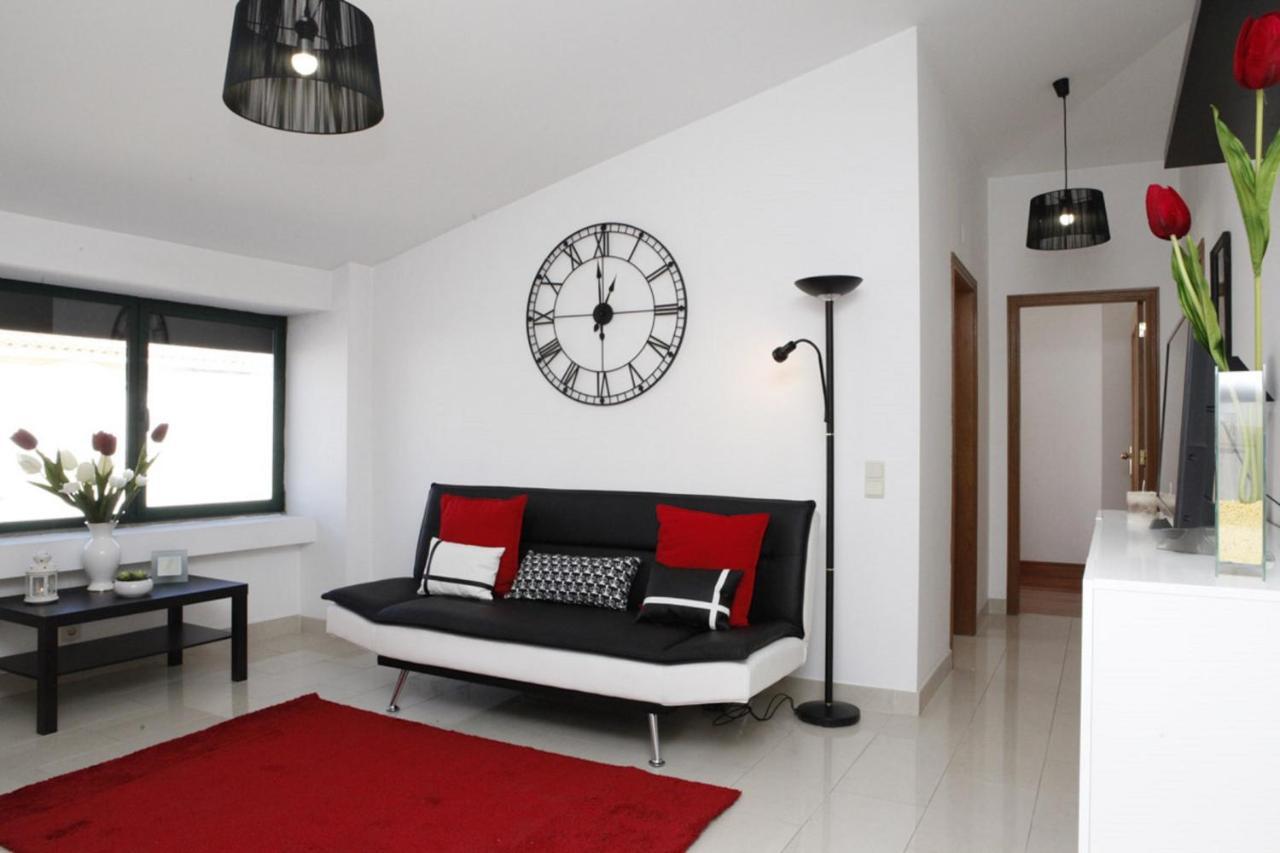 Wondrous Terrace Apartment In Cascais Center ภายนอก รูปภาพ