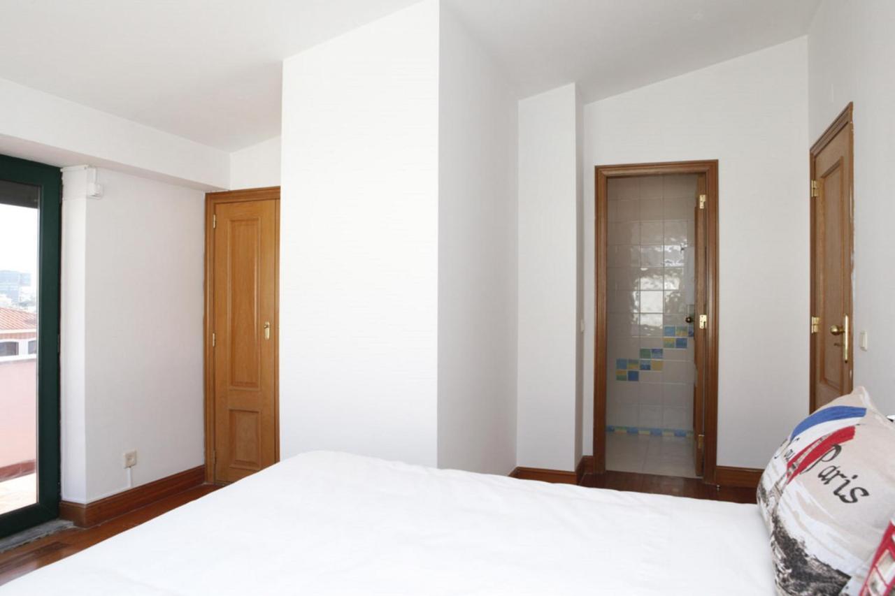 Wondrous Terrace Apartment In Cascais Center ภายนอก รูปภาพ